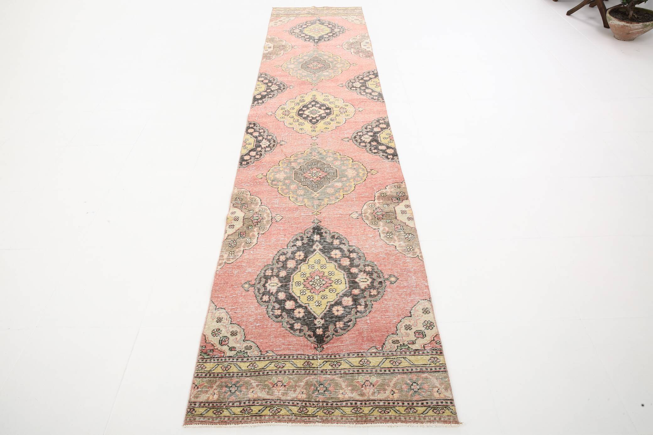 3x12 Soft Pastel Pink Turkish Runner Rug, 85x383Cm SK 5659