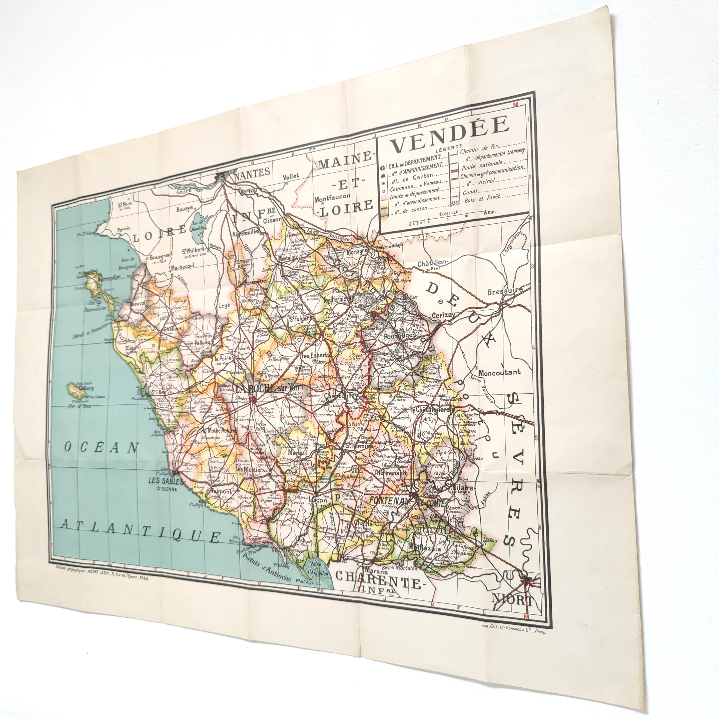 Vintage map Vendée Pays de la Loire