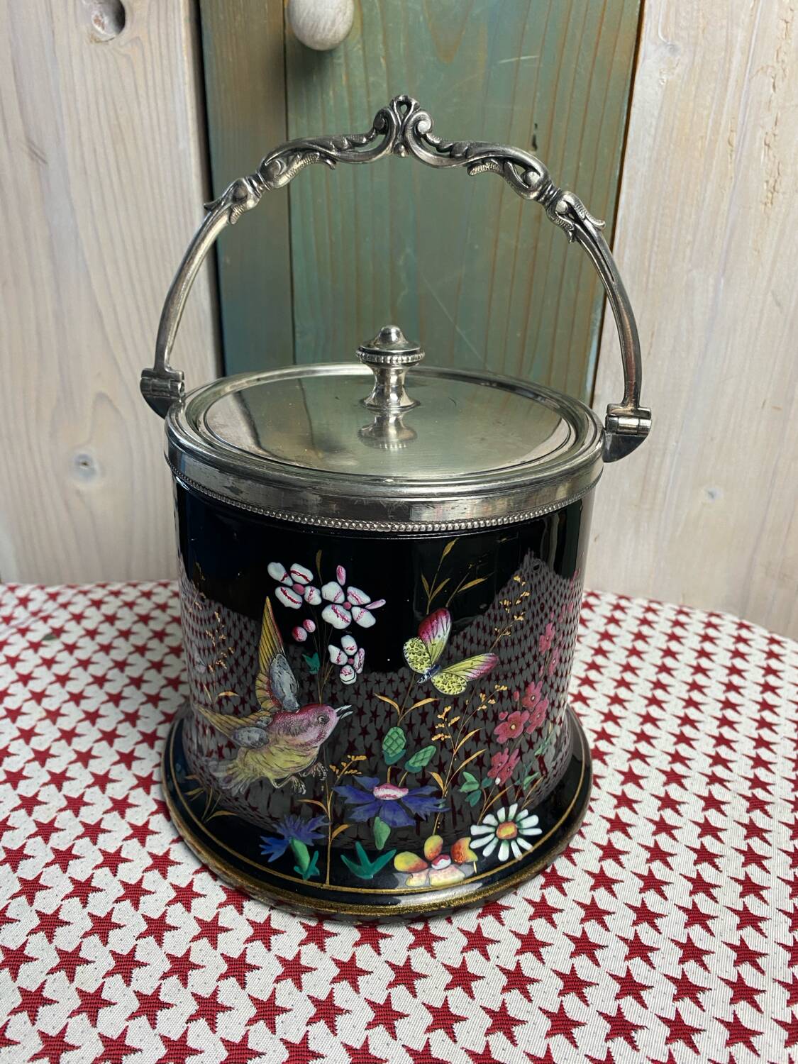 English porcelain and silver-plated metal cake tin