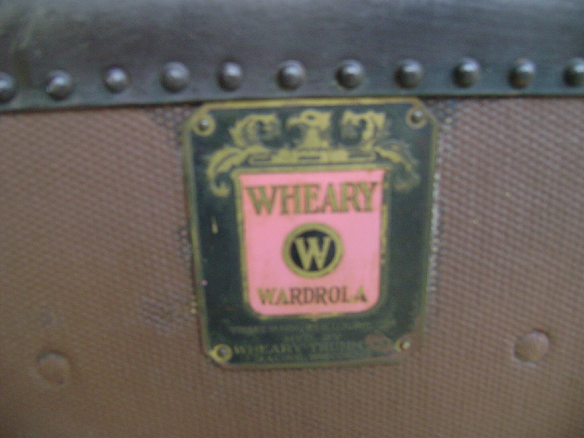1920 american brand wheary travel trunk