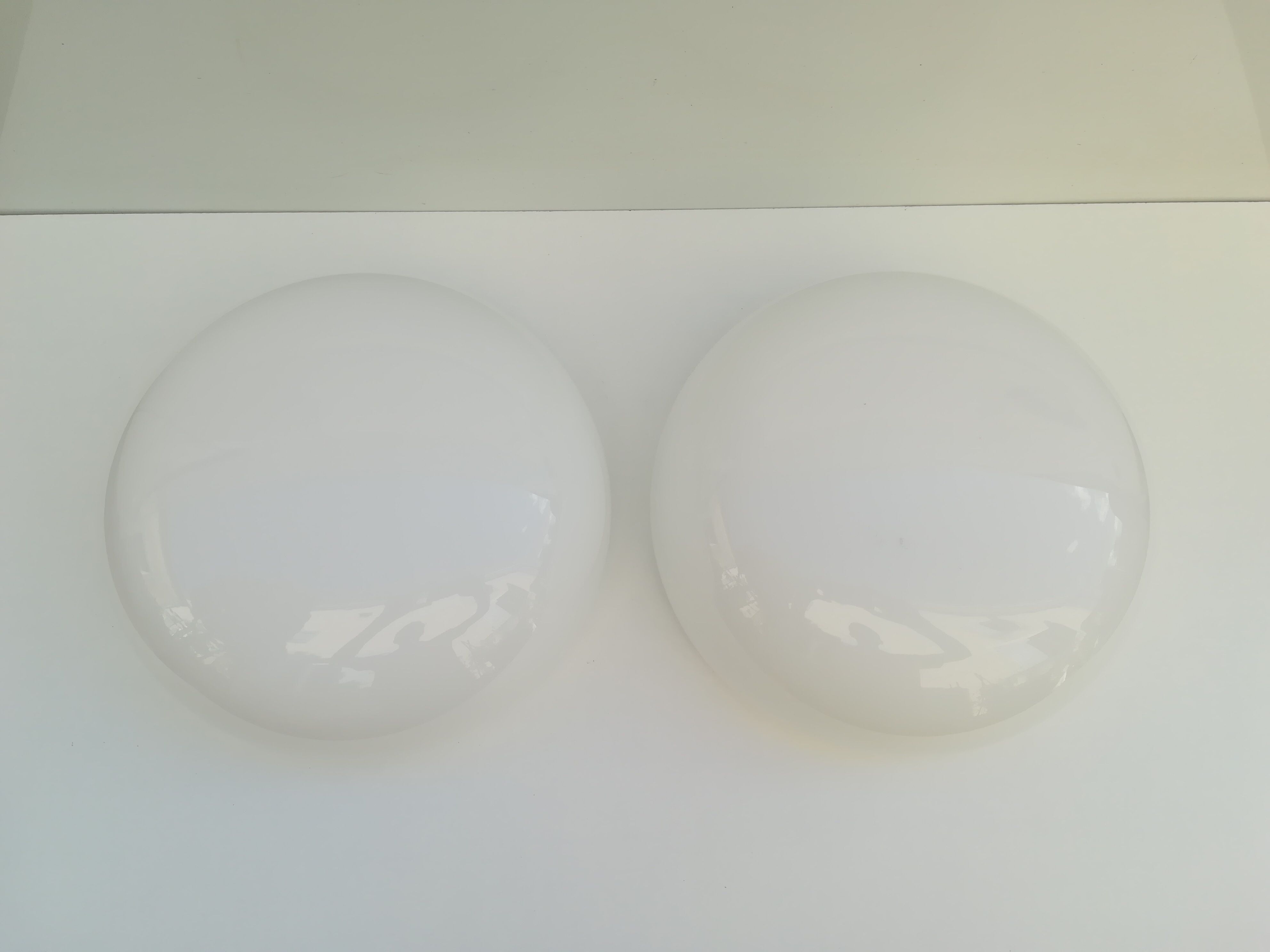 TWO PLAFONNIERS IN OPALINE OF ANNEES 60/70