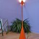 Lampadaire orange sablier postmoderne 1980