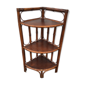 Étagère de coin