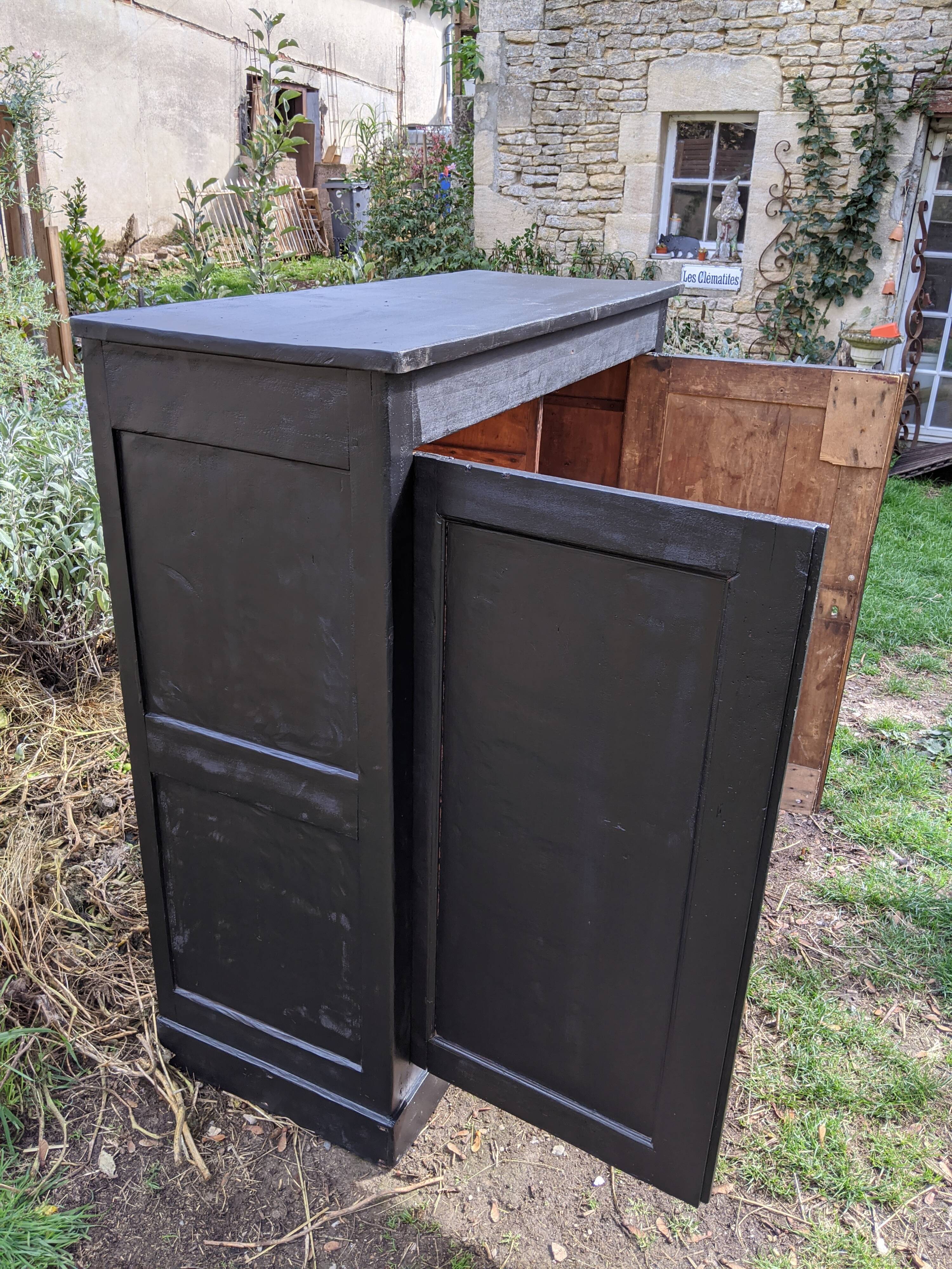 Former large confectioner circa 1950