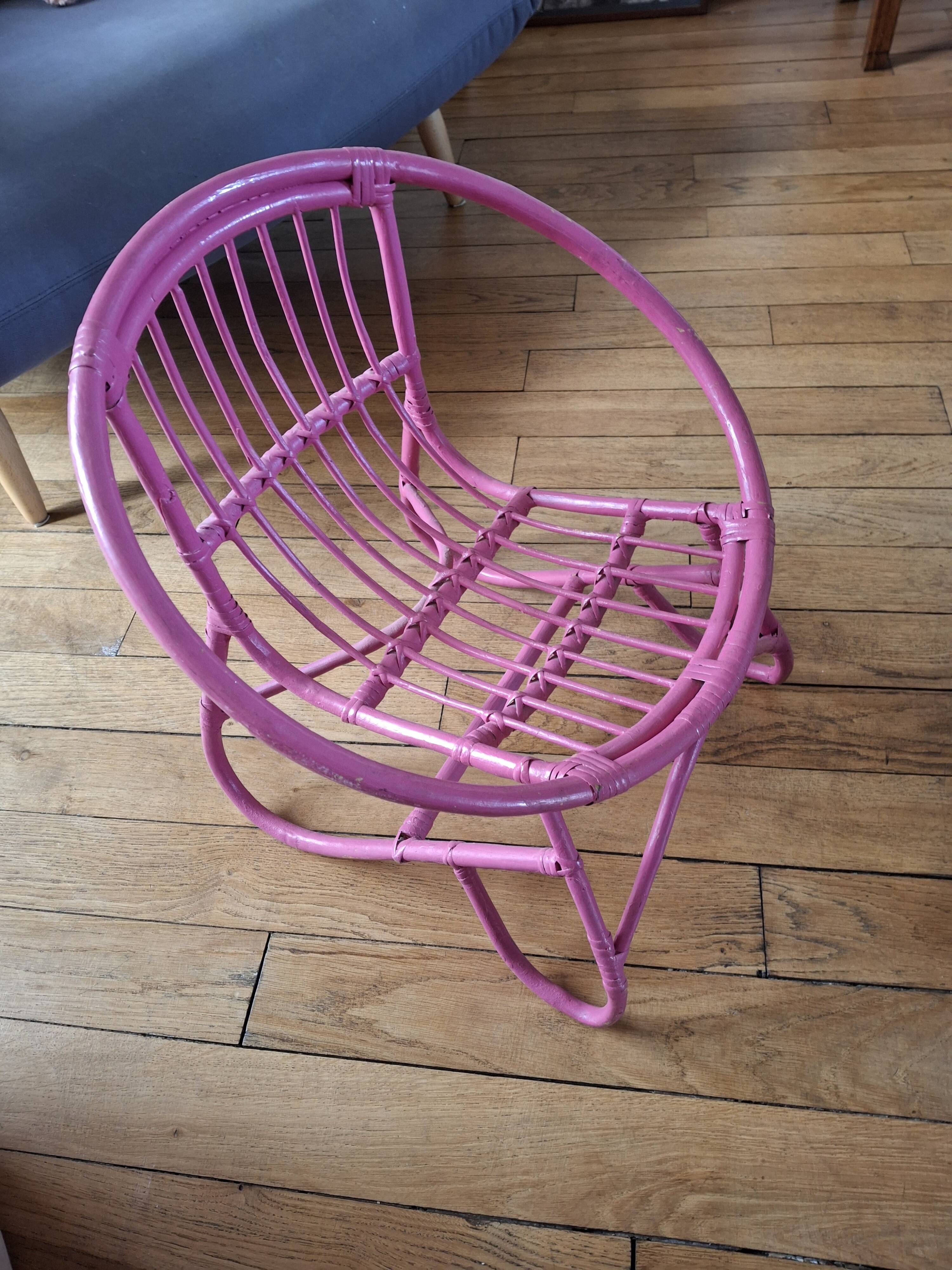 Pink rattan children's armchair