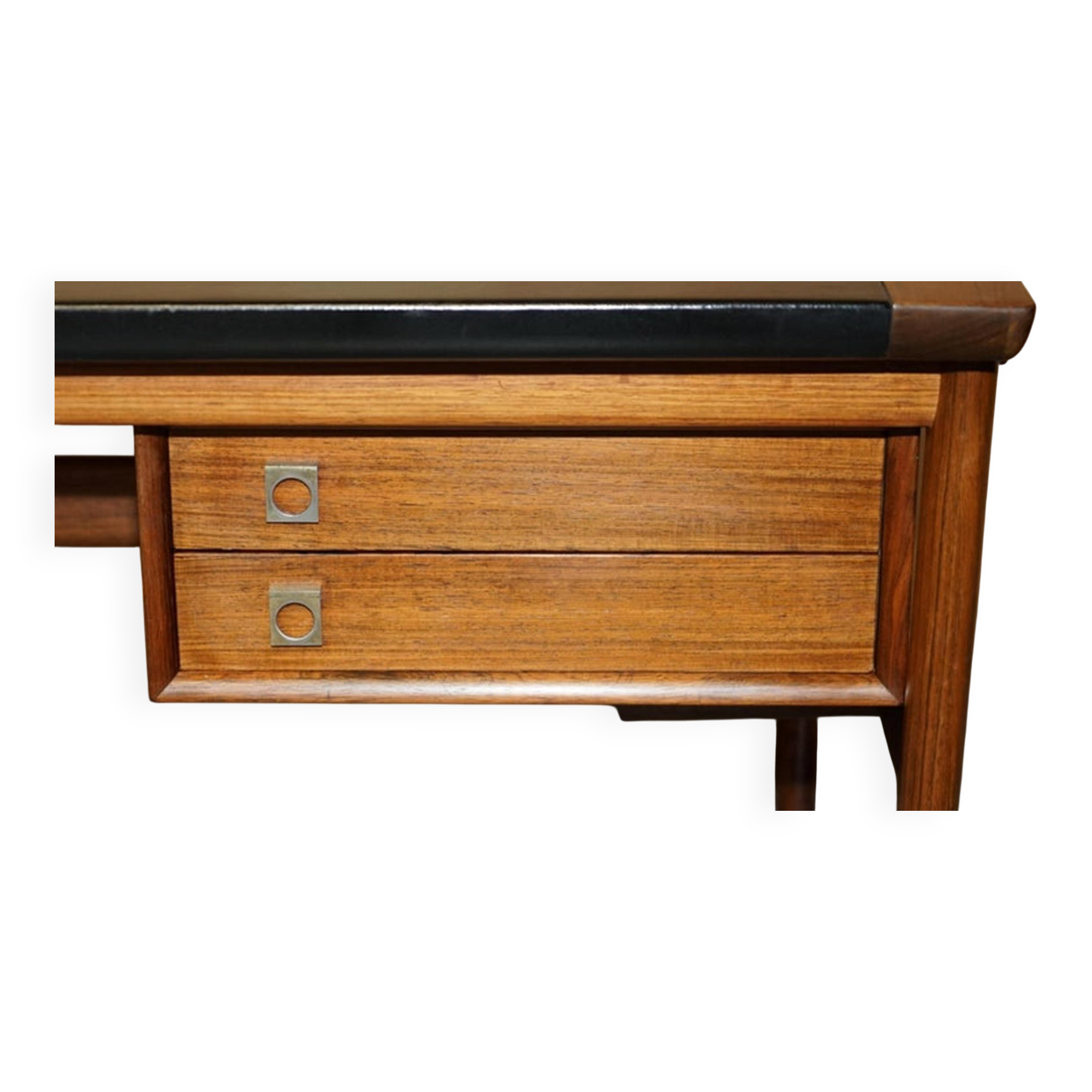 Arne Vodder model 419 executive chair and model 223 desk in rosewood and leather.