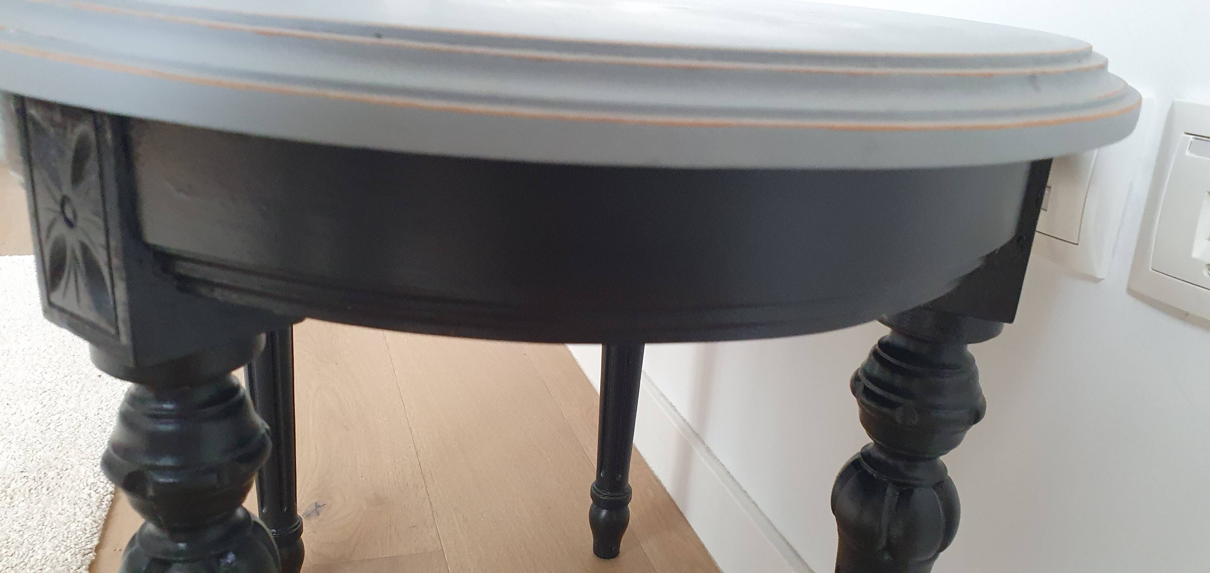Table basse style Louis XVI