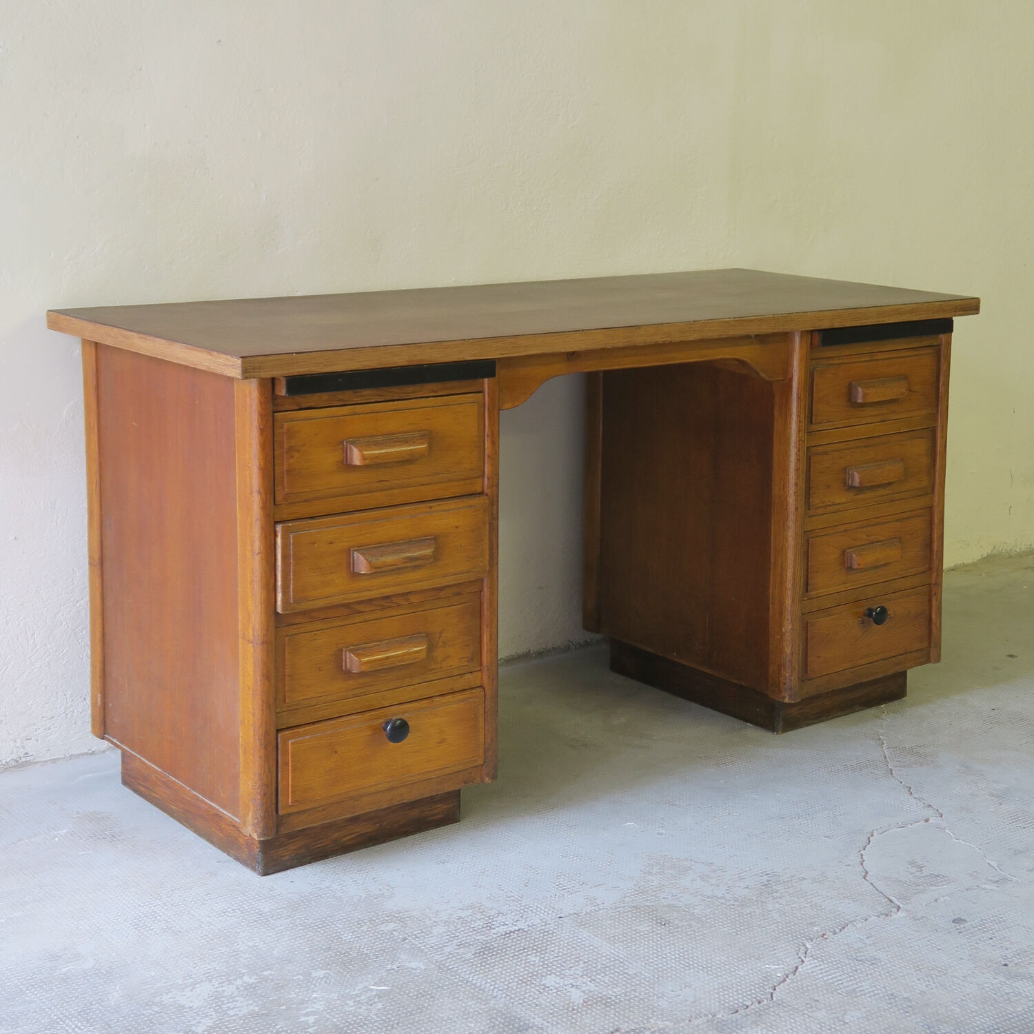 Double box administration desk