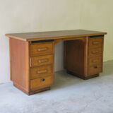 Double box administration desk