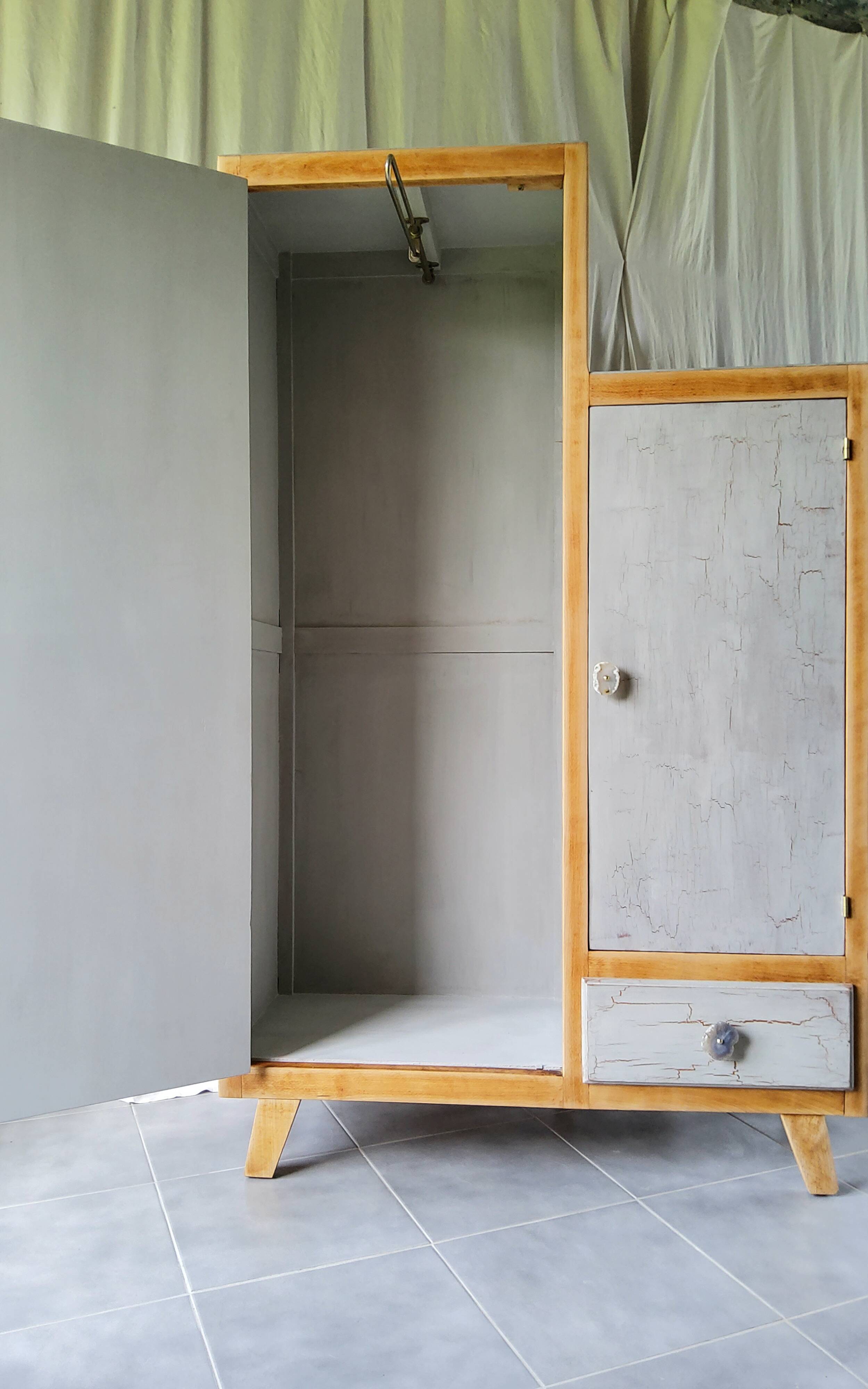 Asymmetrical Parisian wardrobe