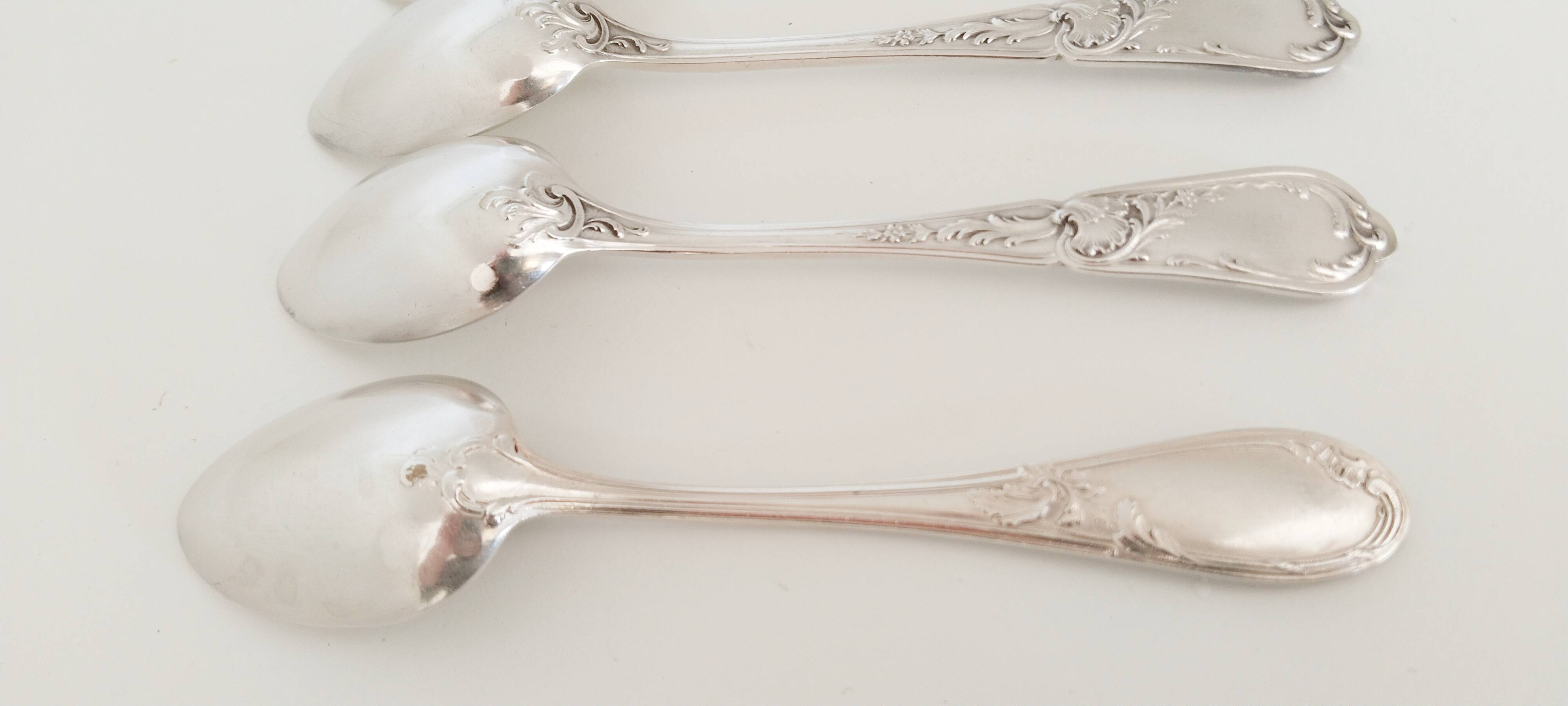 Cuillères à dessert en argent  , vintage français