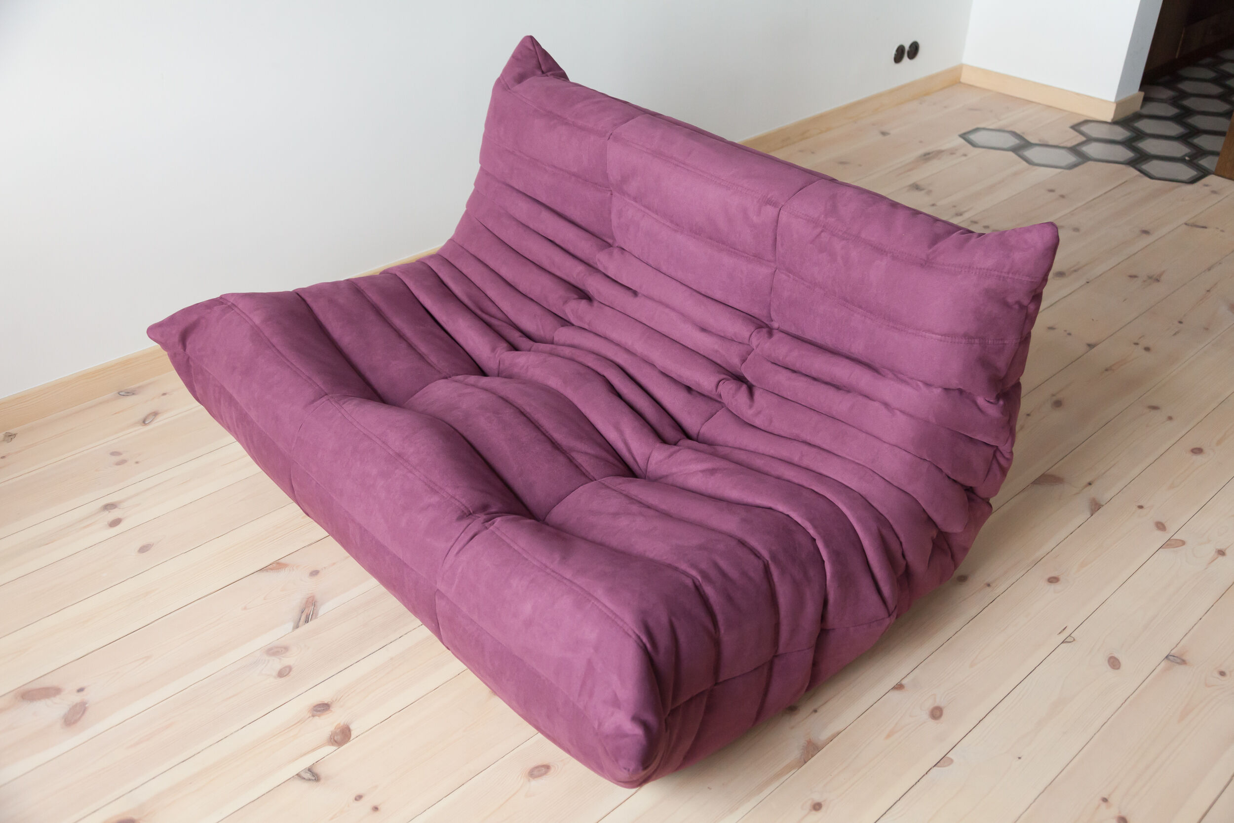 Togo sofa model designed by Michel Ducaroy 1973