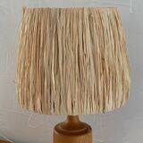 Wood and raffia foot lamp