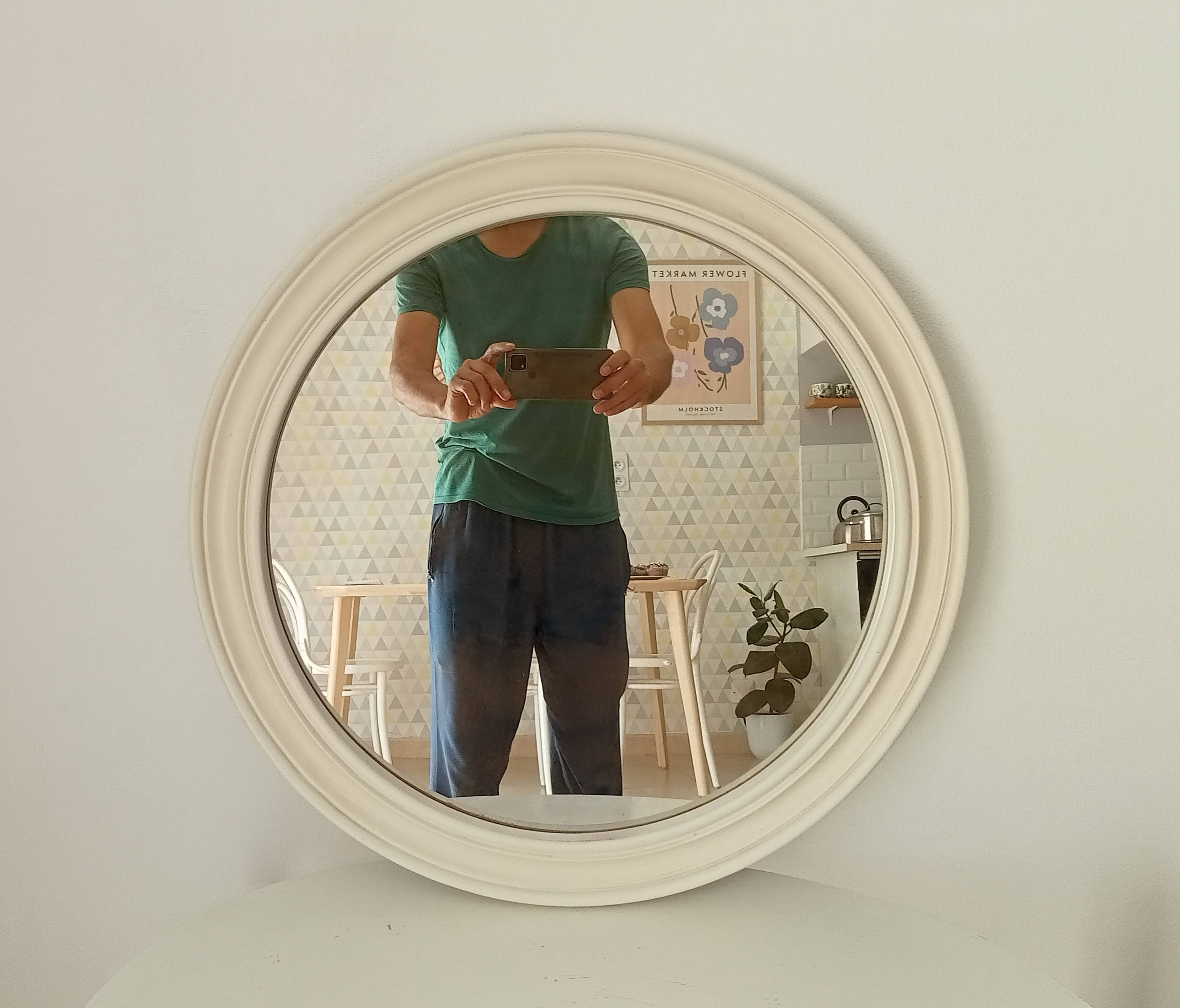 Vintage round resin mirror from the 60s/70s