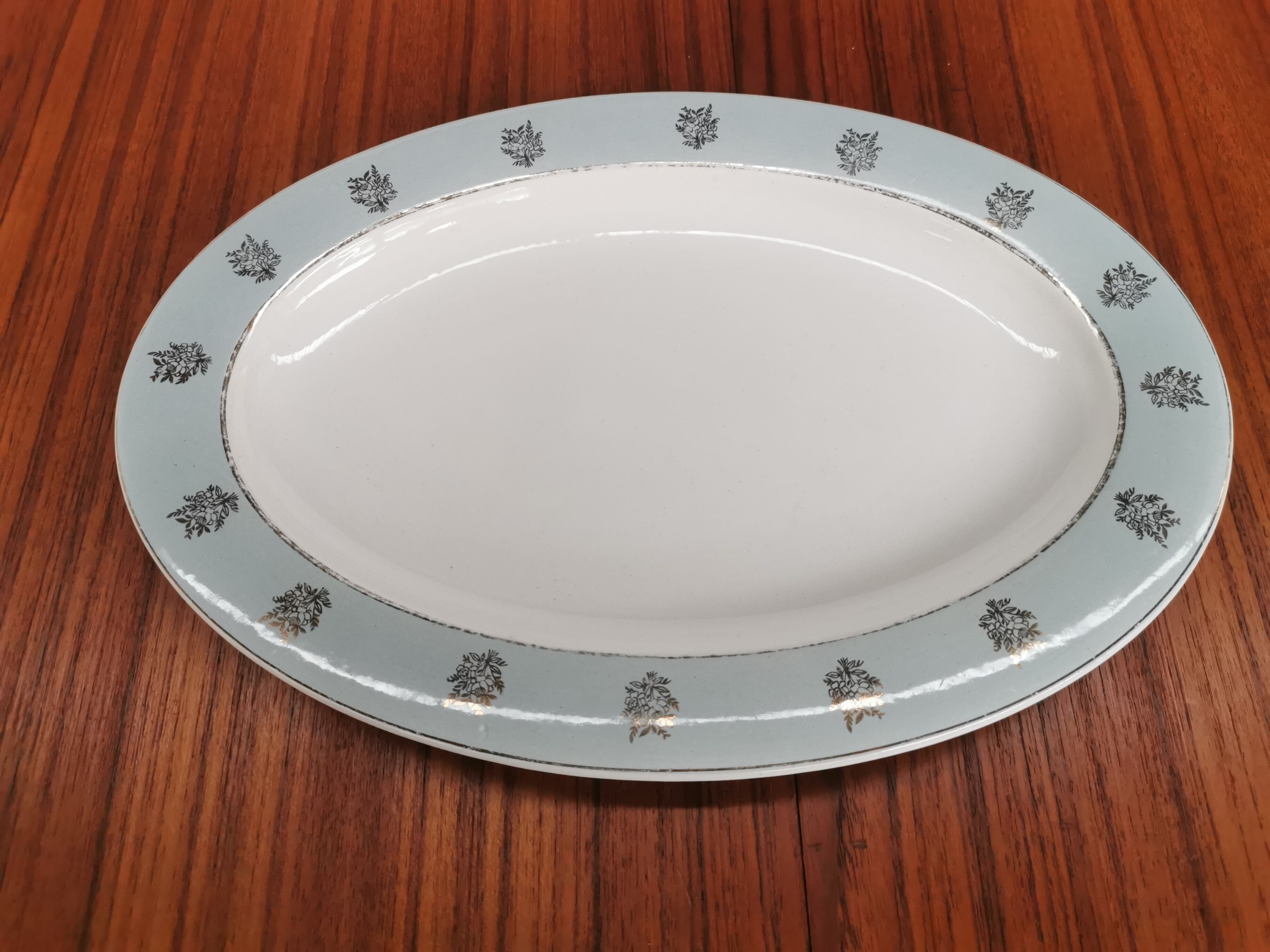 Oval earthenware serving dish