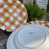 7 vintage dinner plates