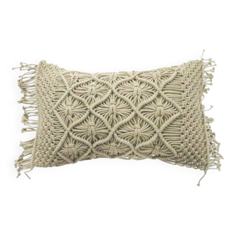 Braided cream macramé cushion 40x60 cm