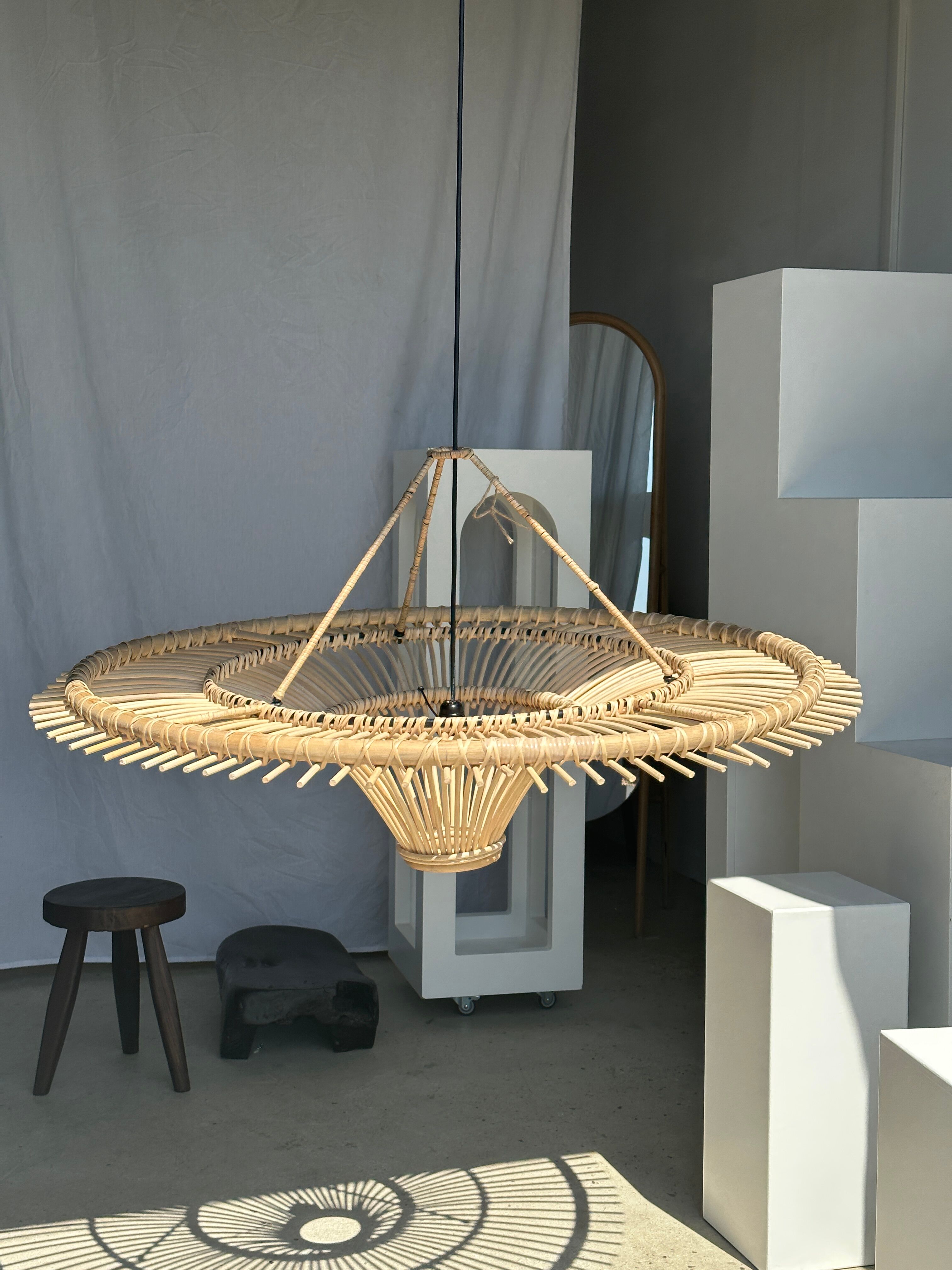 Suspension rattan saucer iron frame D:120 H:60