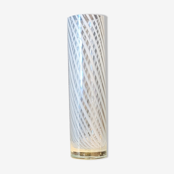 Vase en opaline