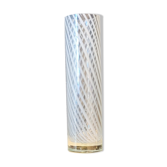 Vase en opaline