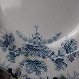 Set of 8 soup plates from the St Amand earthenware factory, Régence model, iron earth