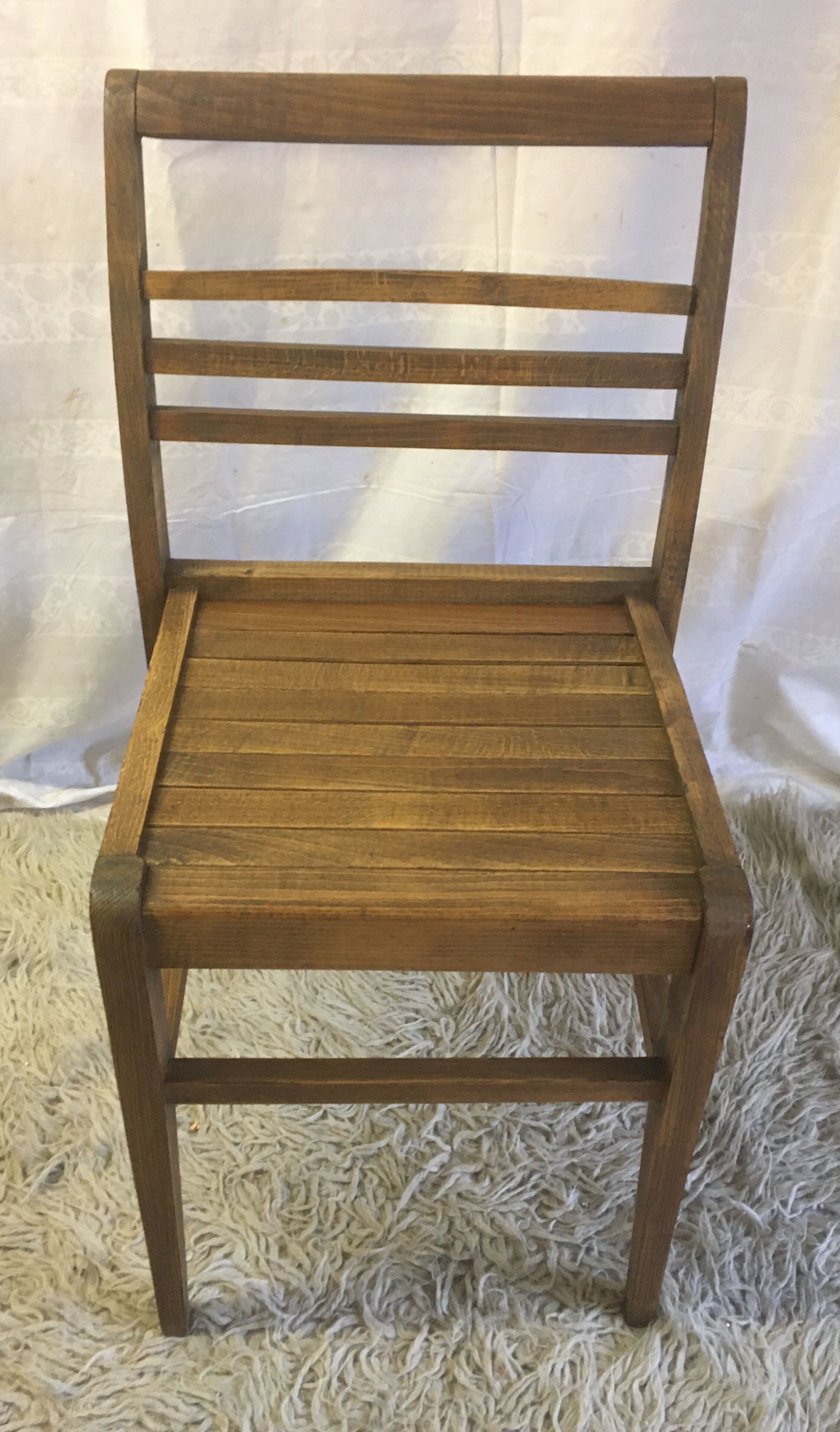 Series of 4 solid wooden chairs by René Gabriel 40/50