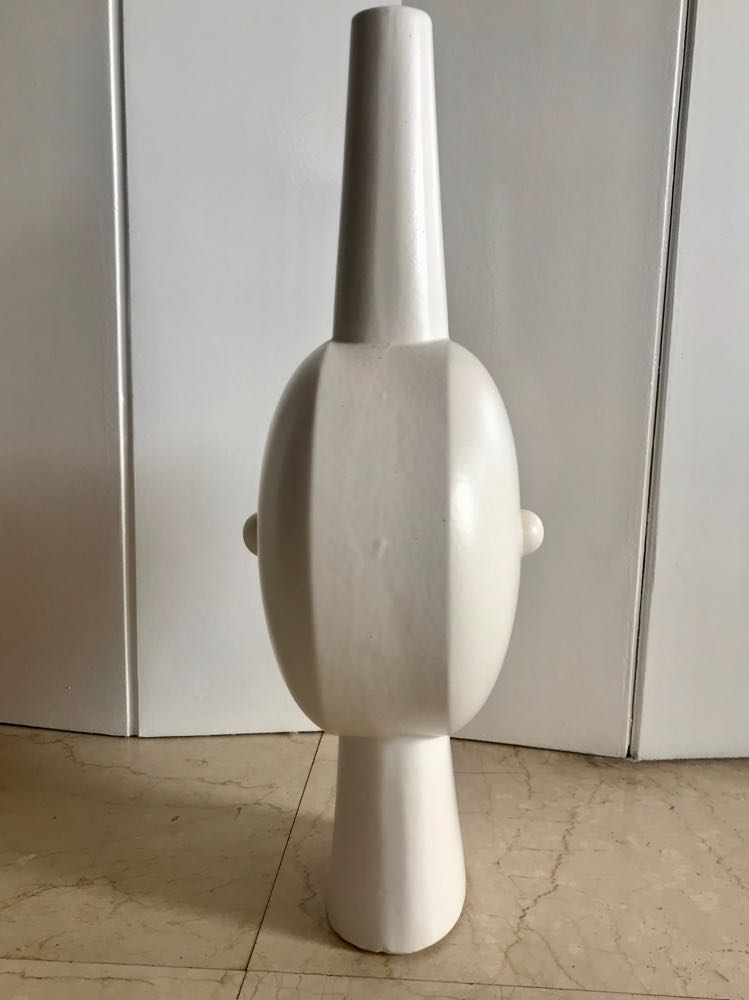 Vase sculpture The Heirs