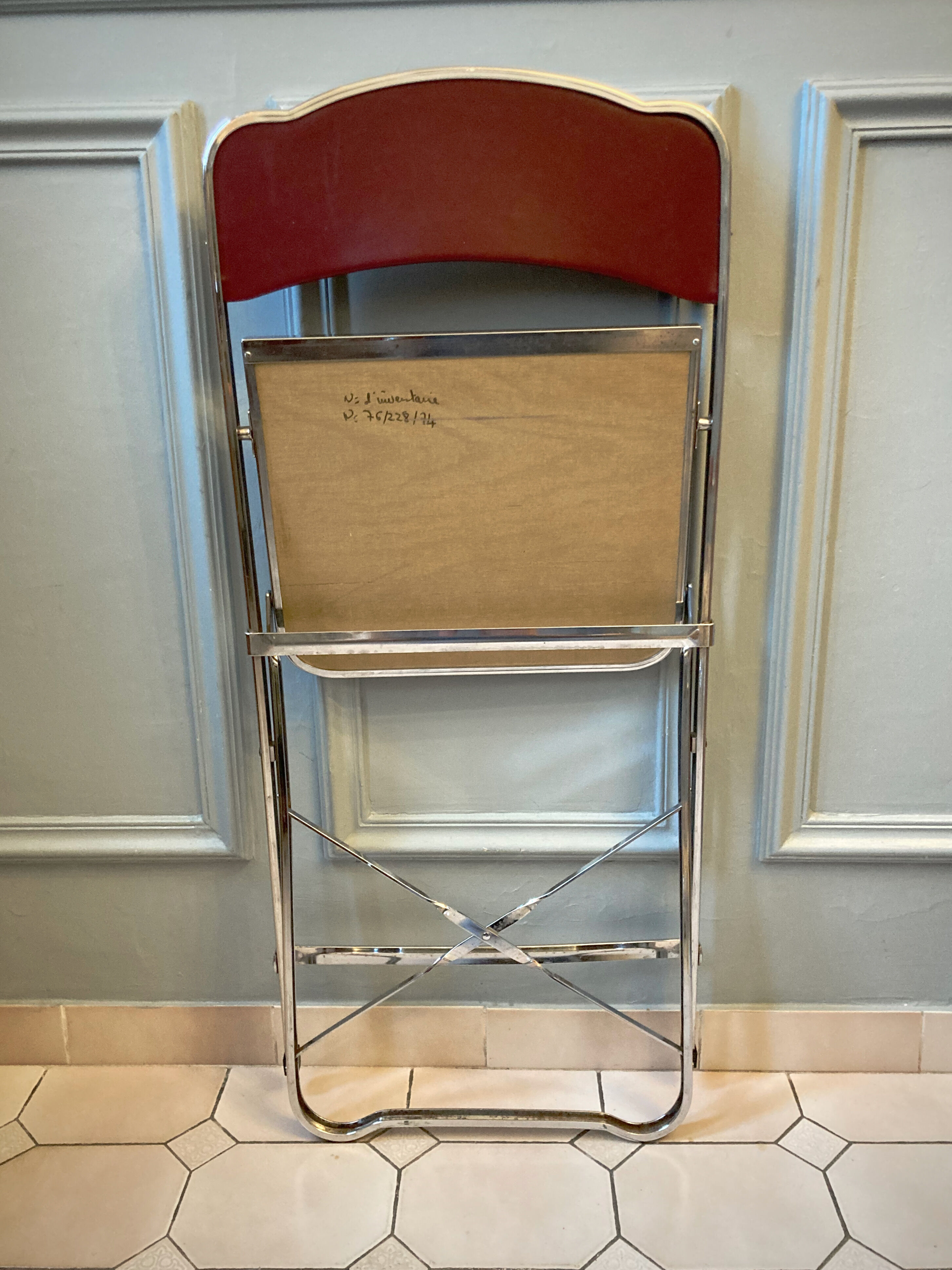 4 vintage folding chairs in chrome