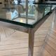 Table basse design Italien verre épais et acier brossé