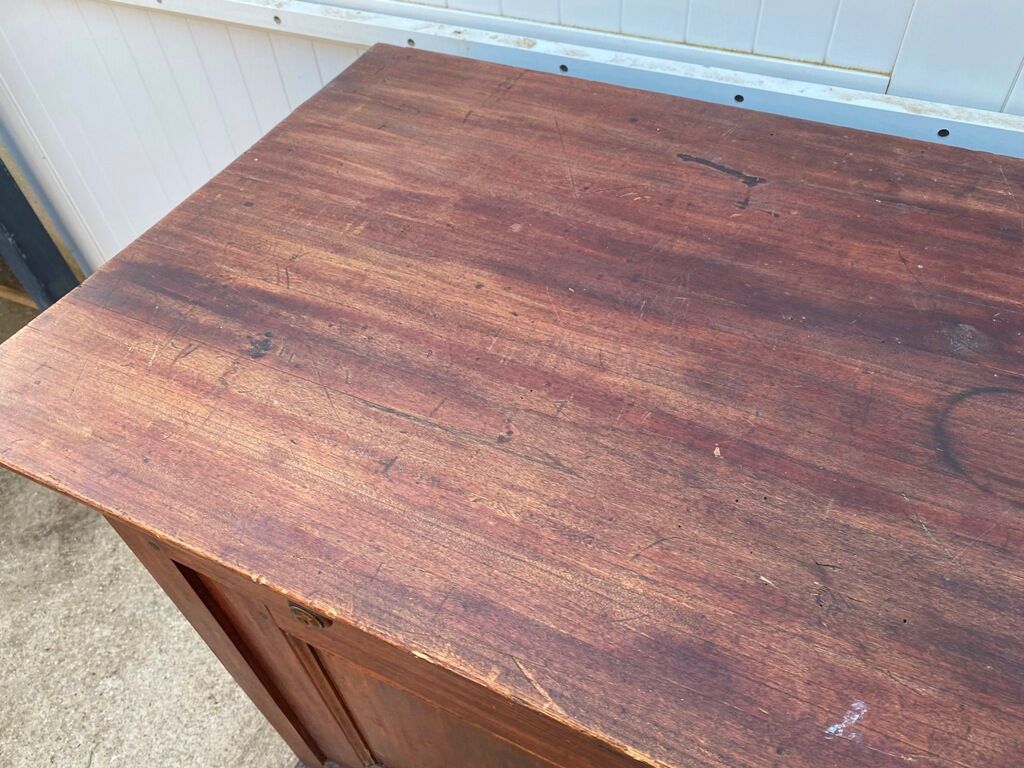 Former Parisian buffet 2 doors 3 drawers 1 shelf