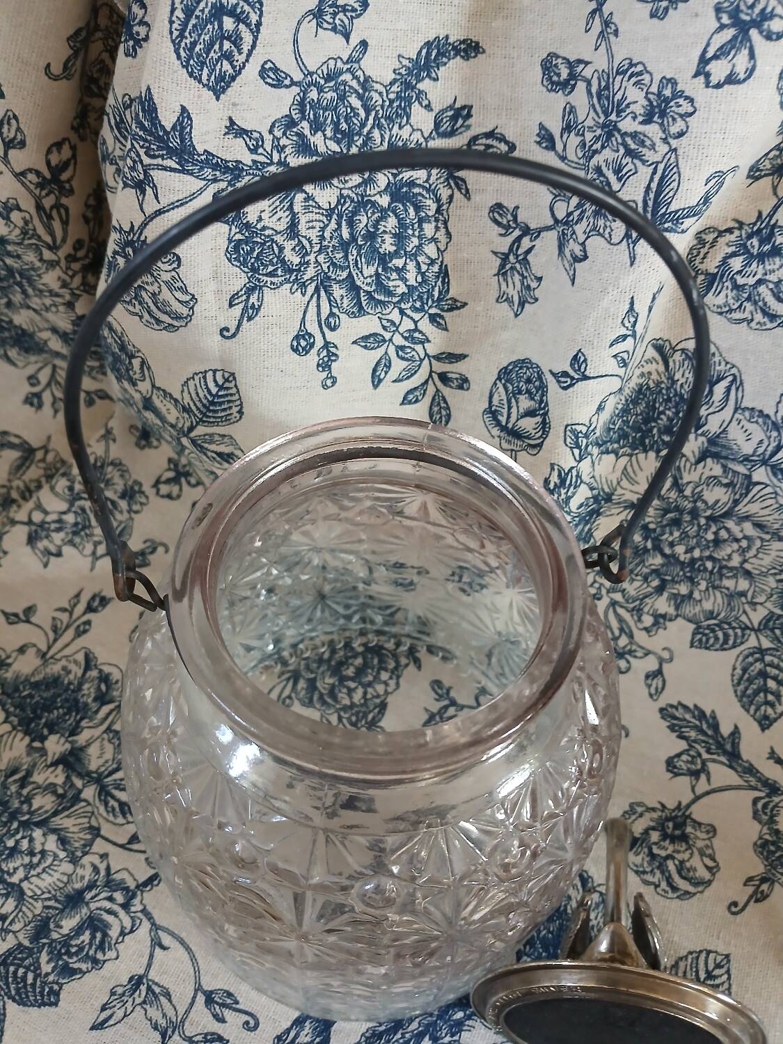 Antique candy dish/biscuit bucket
