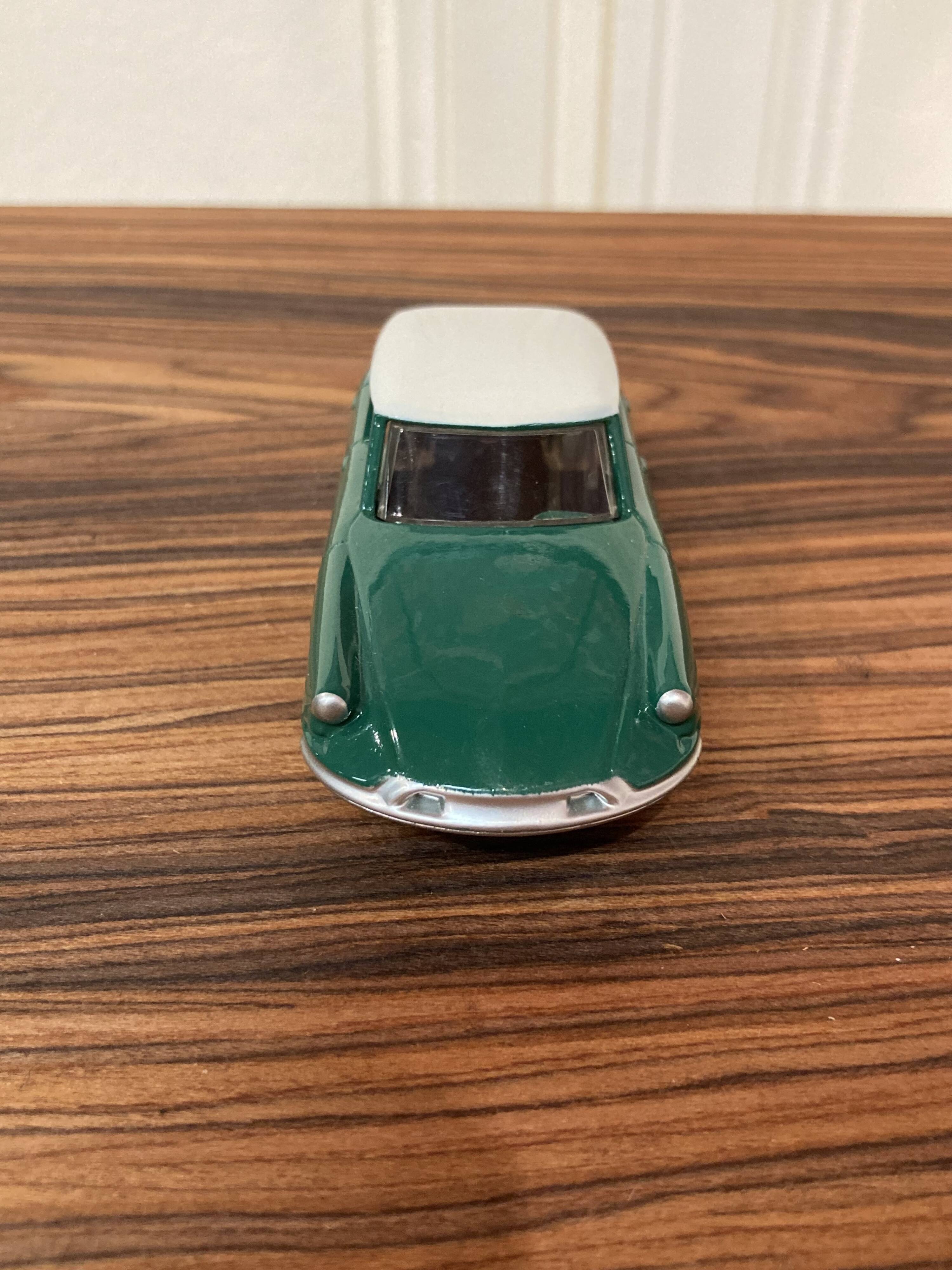 Citroën DS 19 Dinky toys