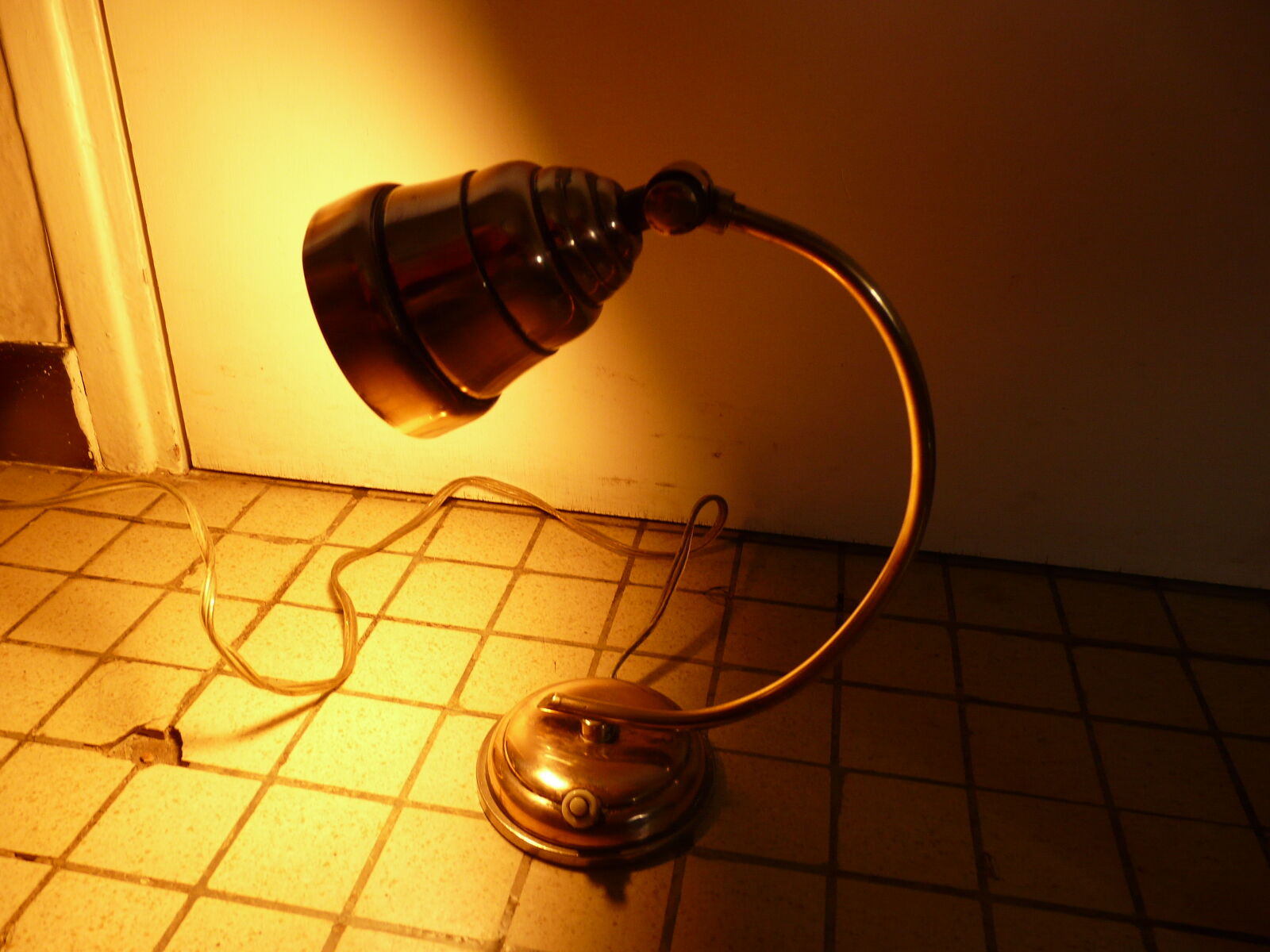 Office lamp or bedside table lamp