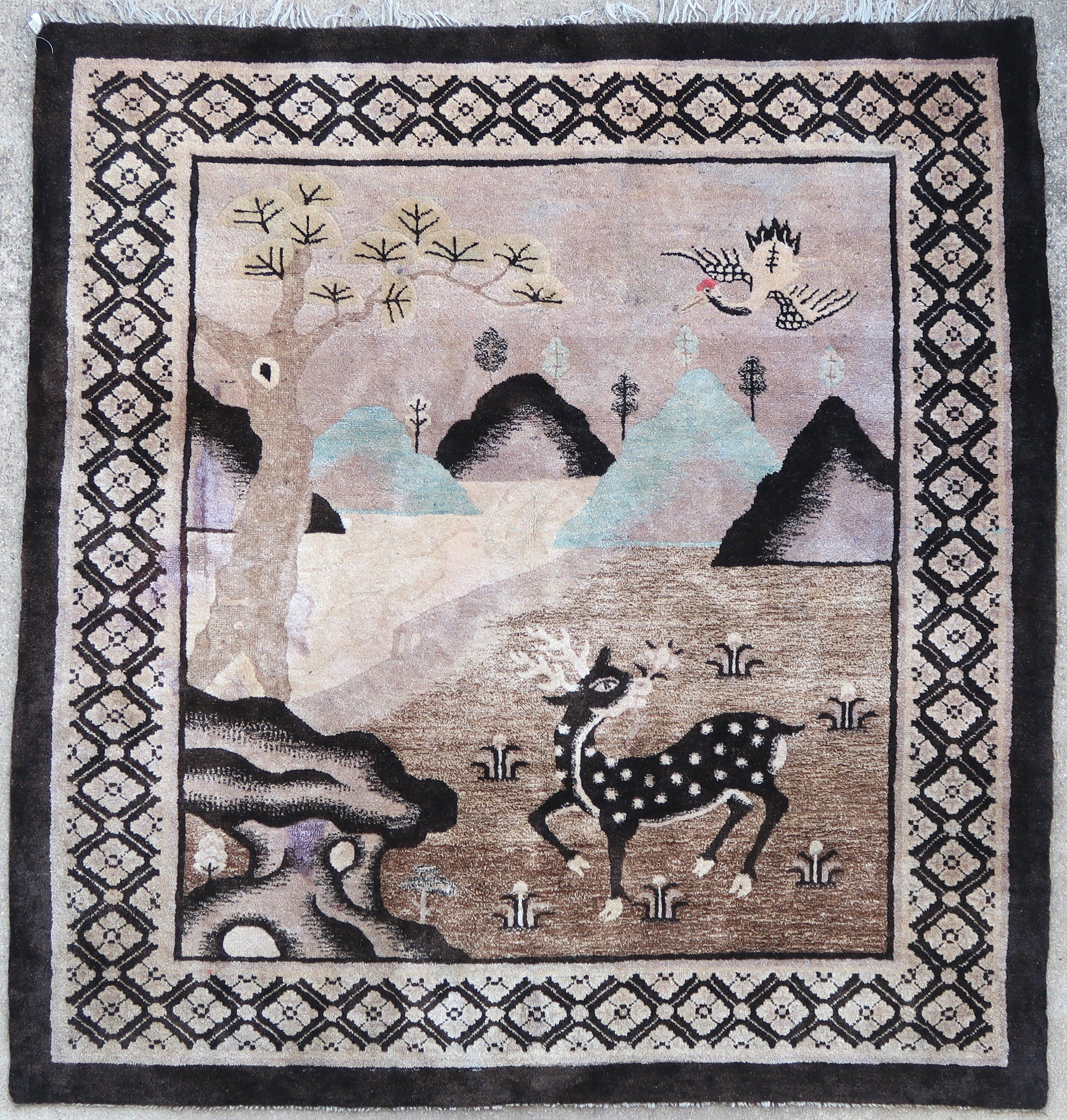 Chinese rug 1900 167 X 158 cm