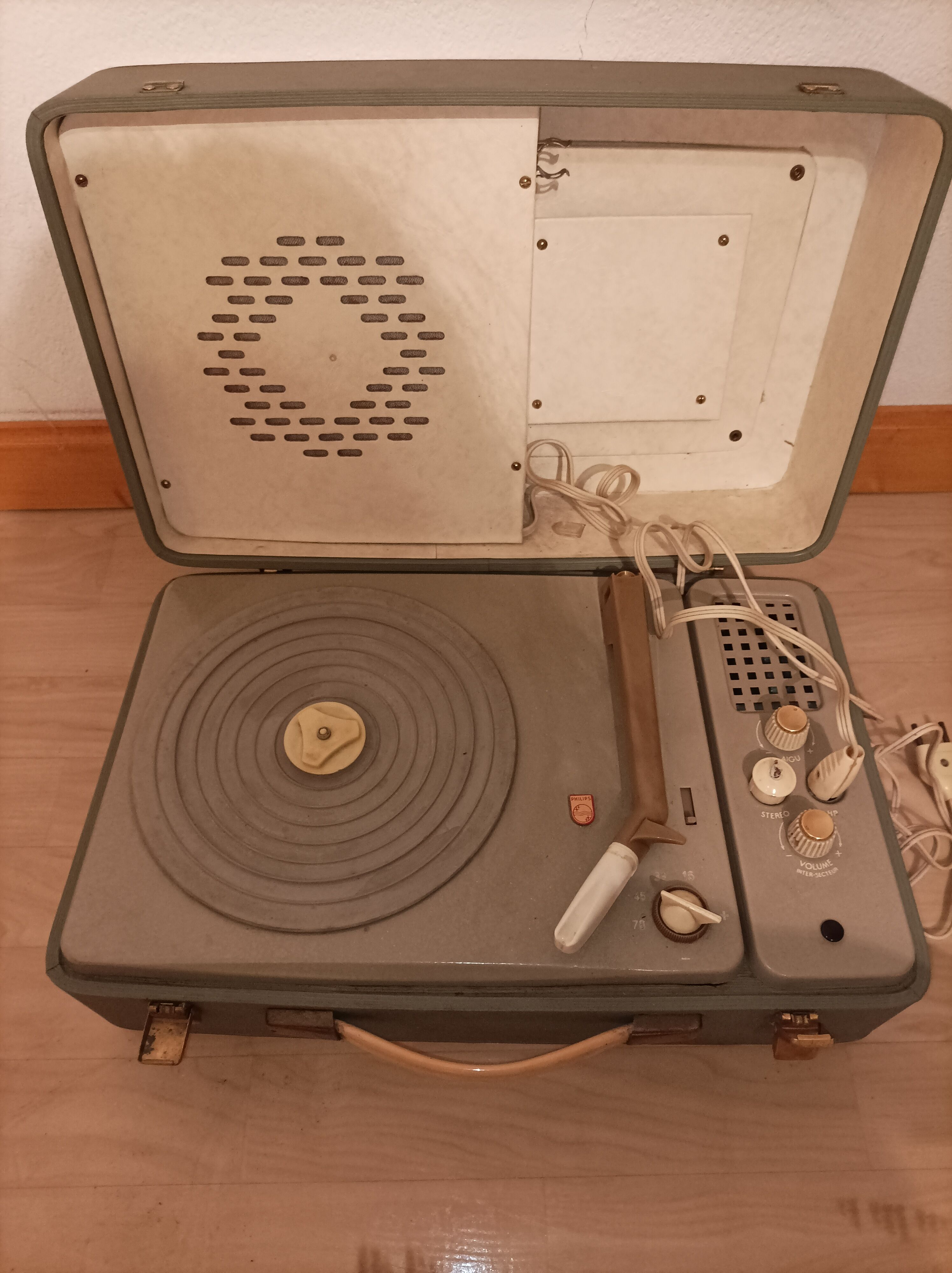 Philips vintage record player
