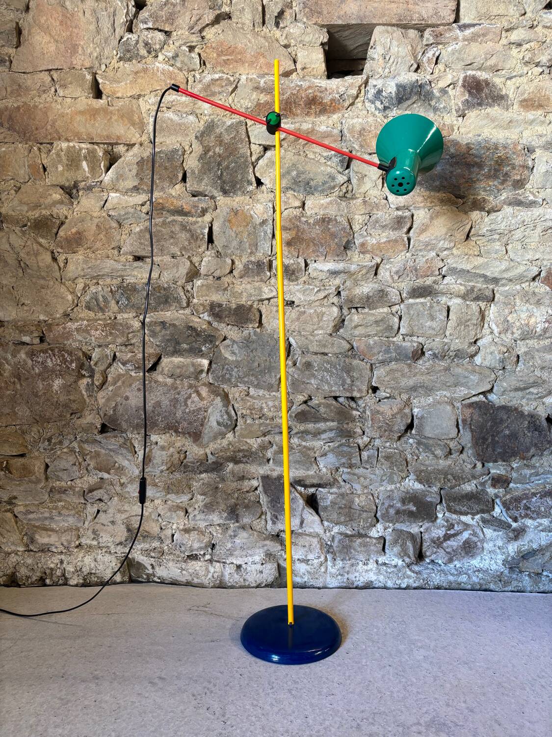 Vintage Veneta Lumi floor lamp from the 80s