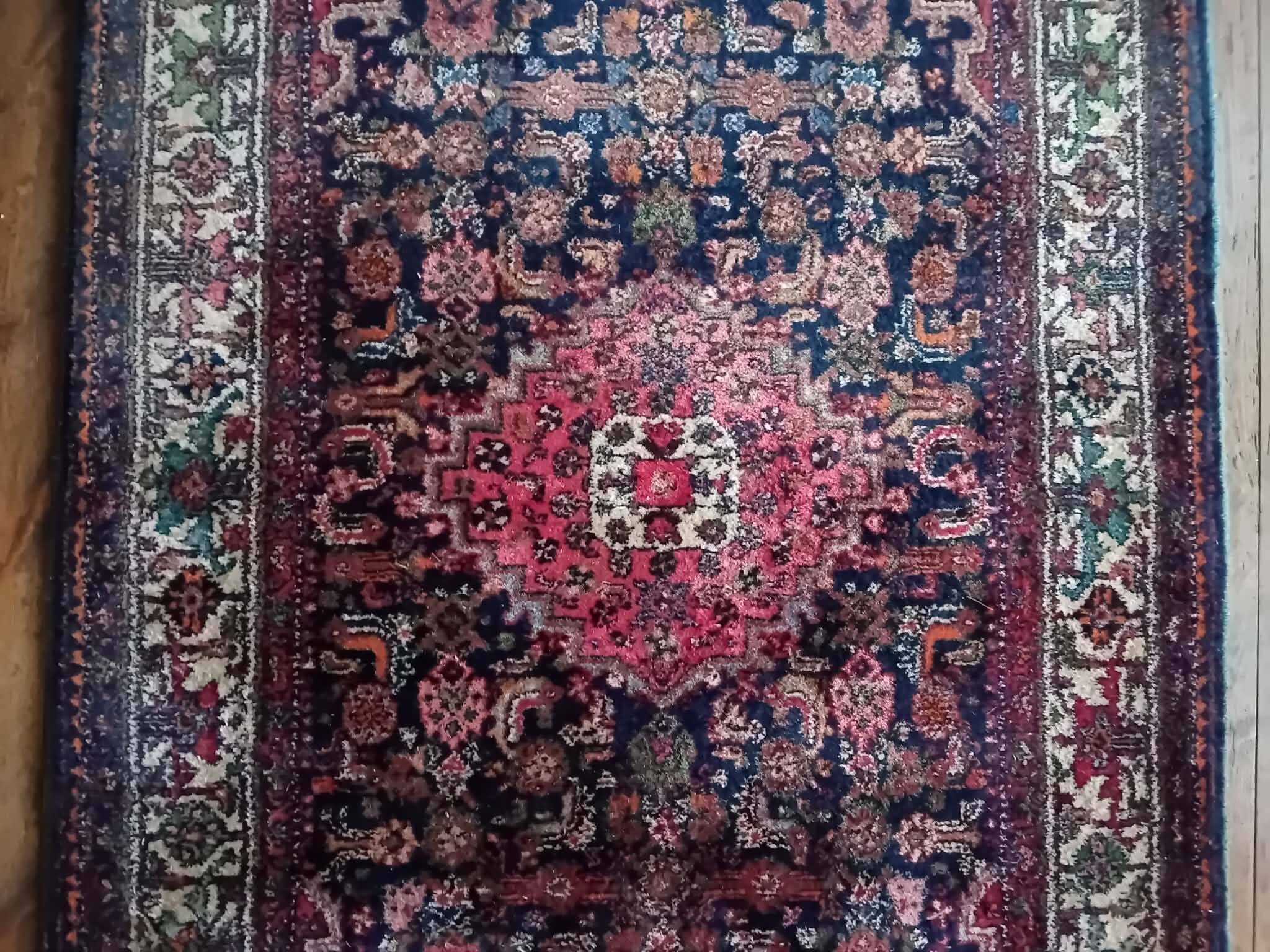 Handmade Persian carpet Mosul 202x132cm