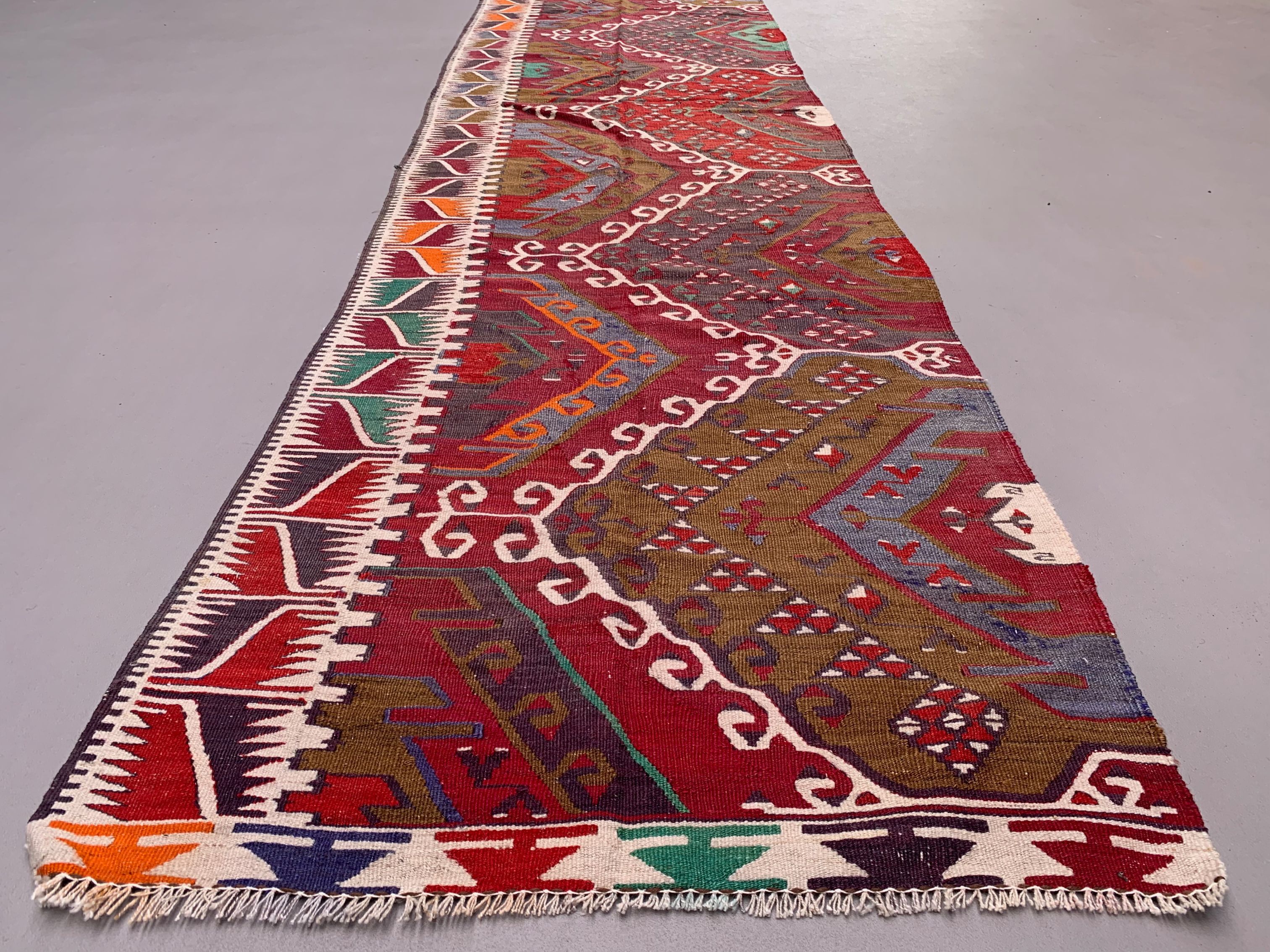 Old Turkish narrow Kilim Runner 324x75 cm shabby chic, vintage kelim