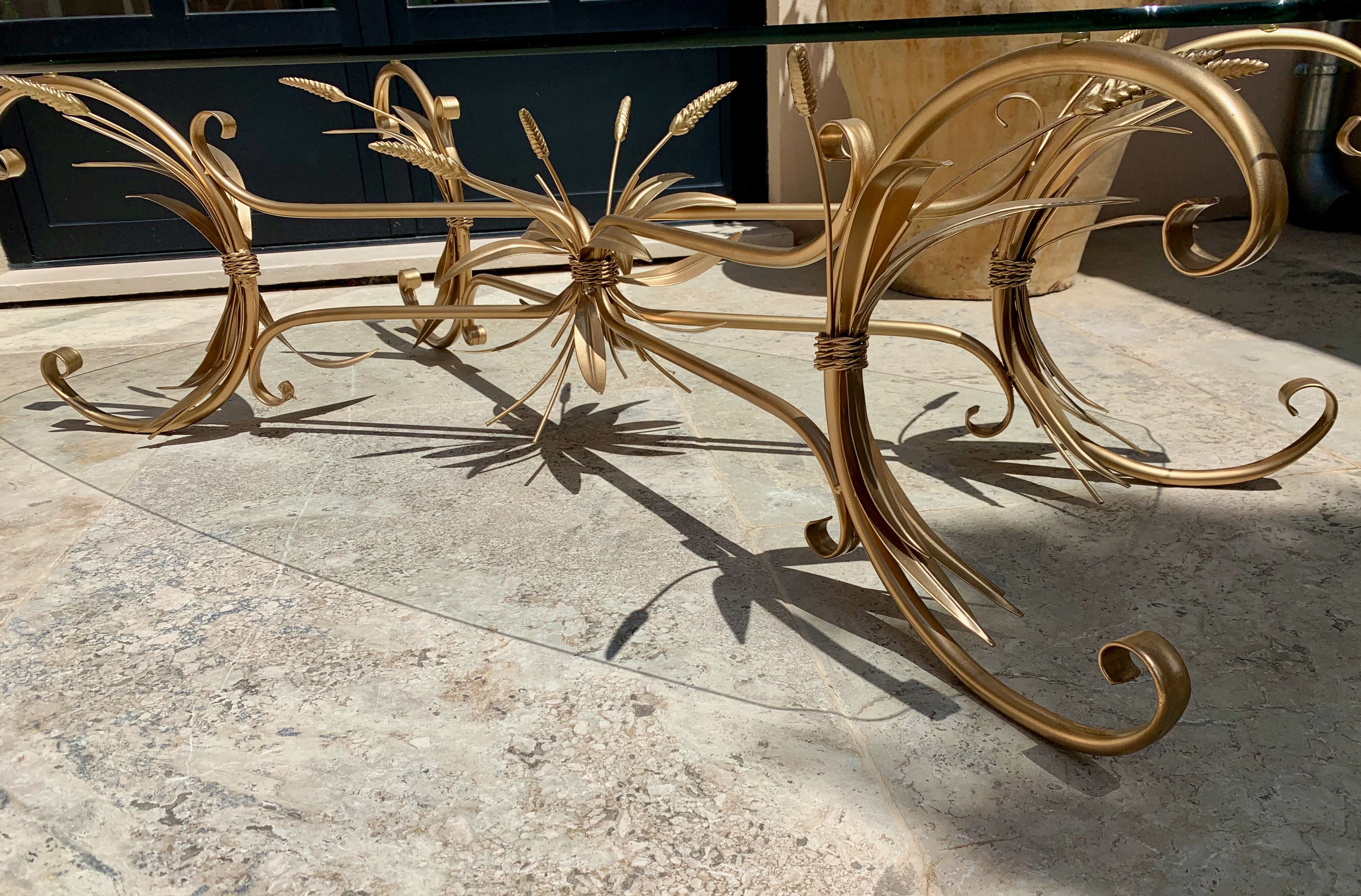 Coffee table ear of wheat in gilded metal