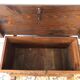 Coffre de rangement ancien