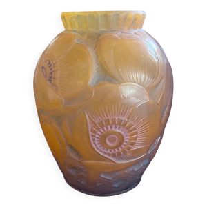 Vase signé pierre d’avesn