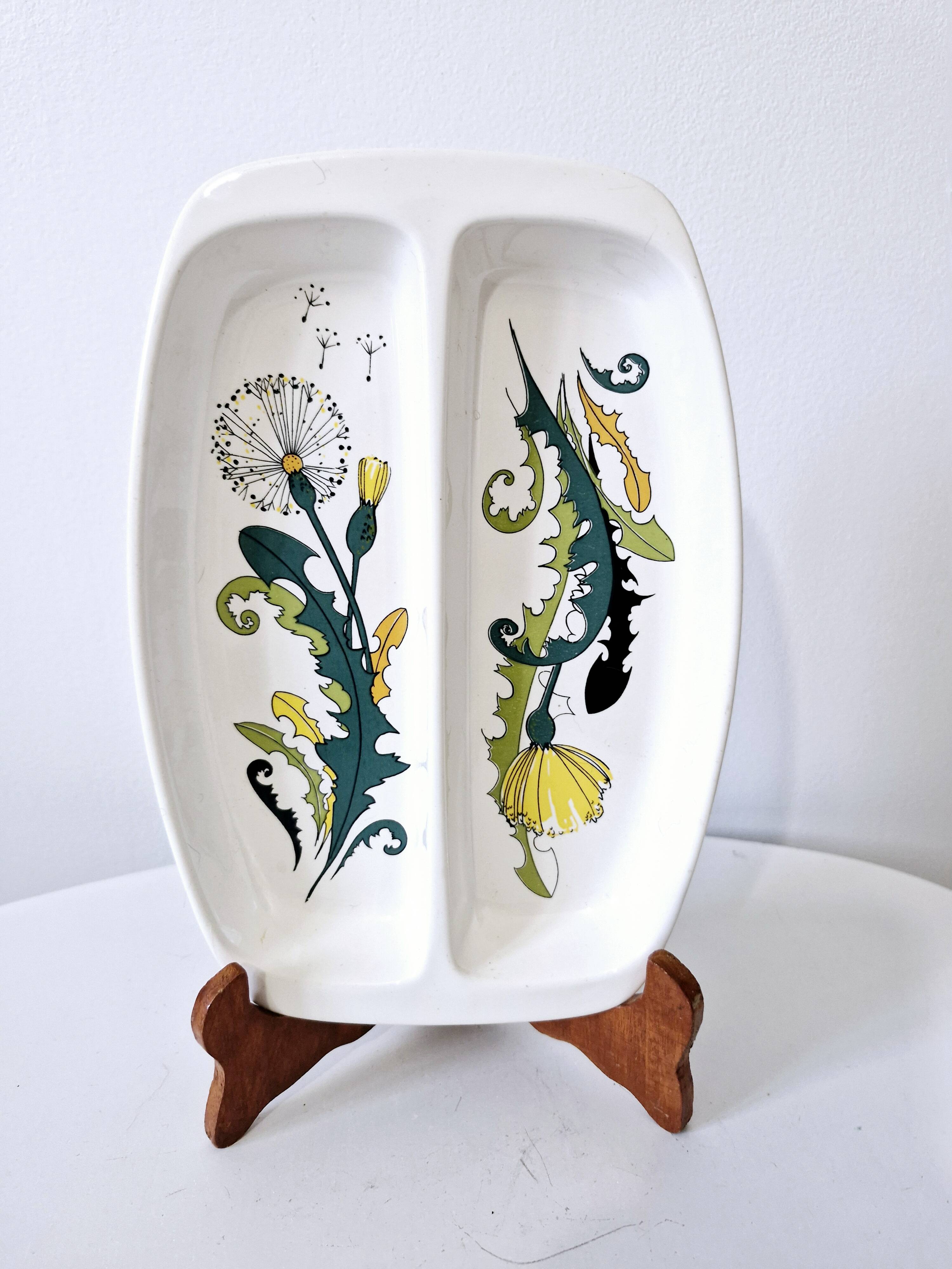 Partitioned plate in porcelain, dandelion model, Villeroy and Boch.