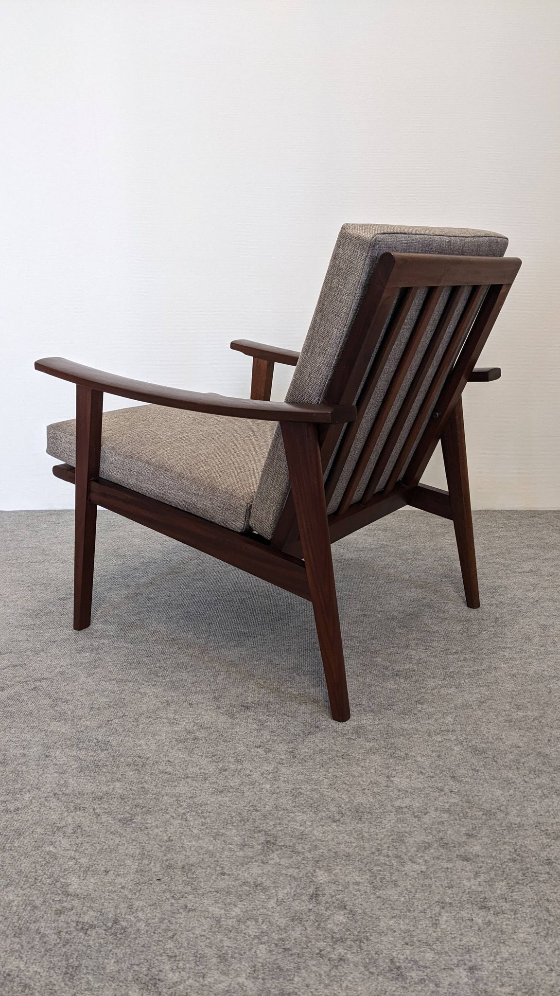 Fauteuil moderniste scandinave en teck, Danemark vers 1960