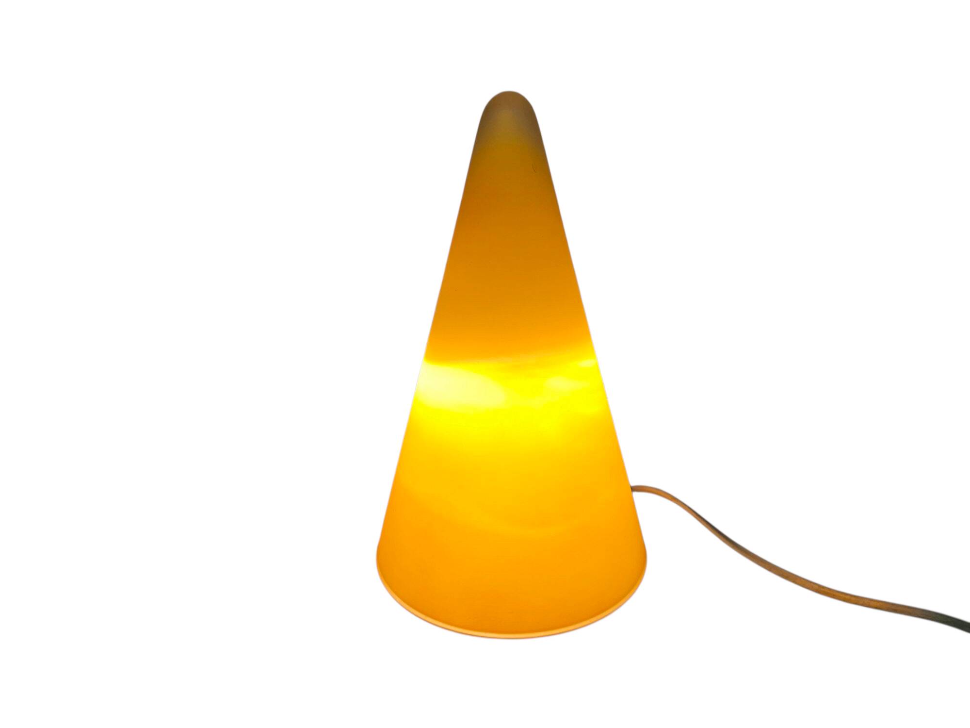 Lampe modèle Tipi par SCE "Société Centrale d'Eclairage France"