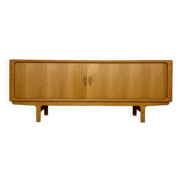 Grand buffet danois vintage en chêne du milieu du siècle par Dyrlund des années 1960