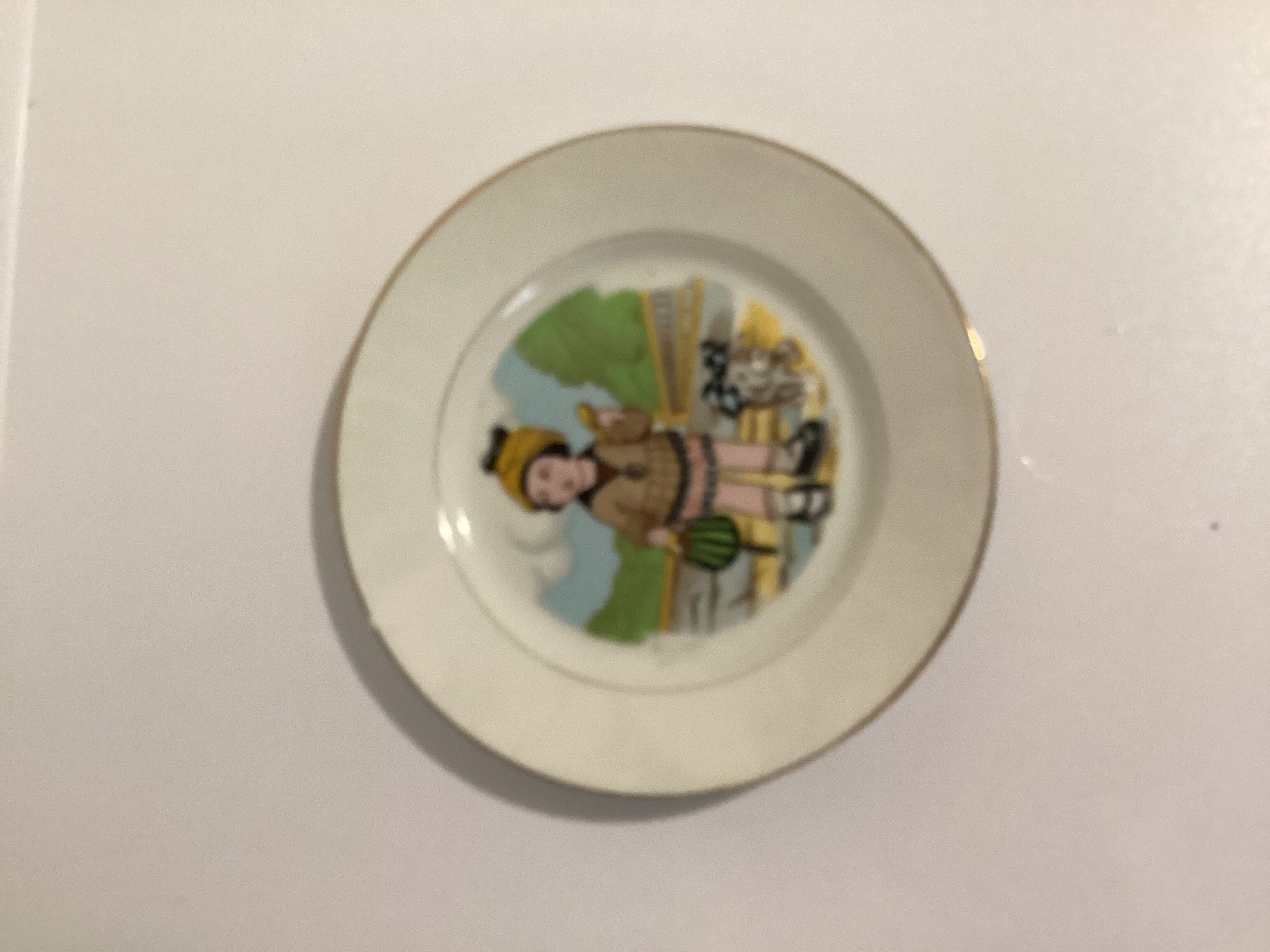 Set of 8 old dessert plates
