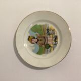 Set of 8 old dessert plates