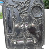 Calendrier perpétuel en bois et gutta percha Napoléon III à poser ou accrocher