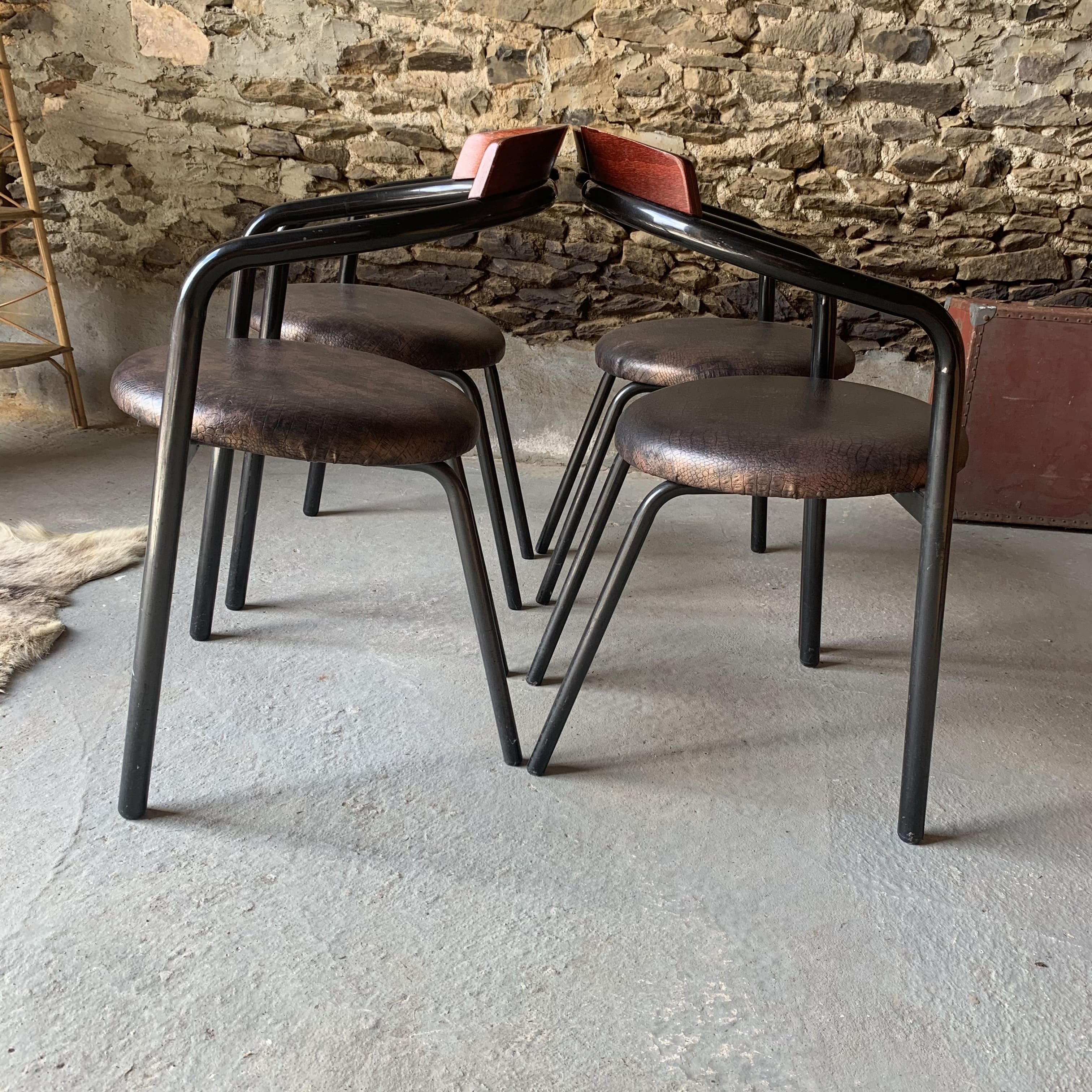 Set of 4 Stif armchairs