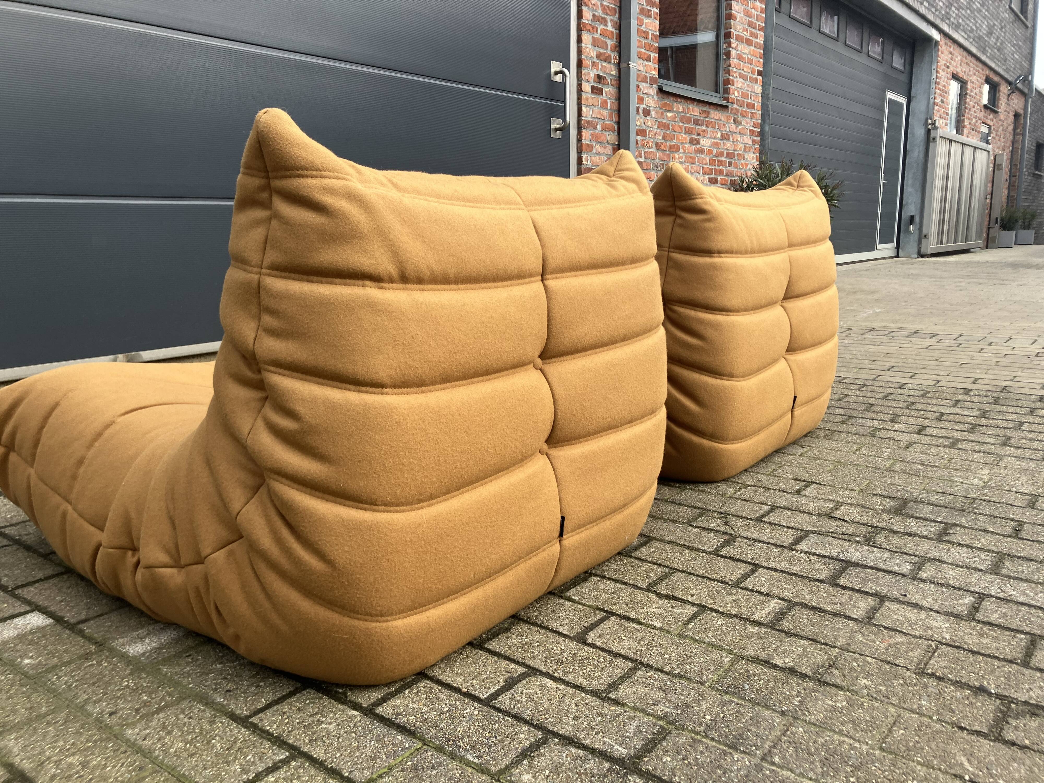 2x 100% authentic Ligne Roset Togo 1zits in NIEUWSTAAT!!